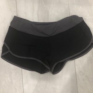 Lululemon Speed Shorts (size 6)